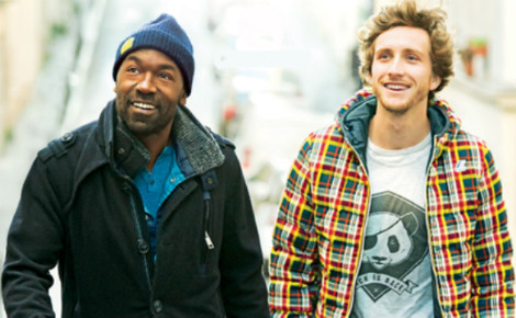 Lucien Jean-Baptiste et Baptiste Lecaplain se partagent l'affiche de Dieumerci!. Image du domaine public.