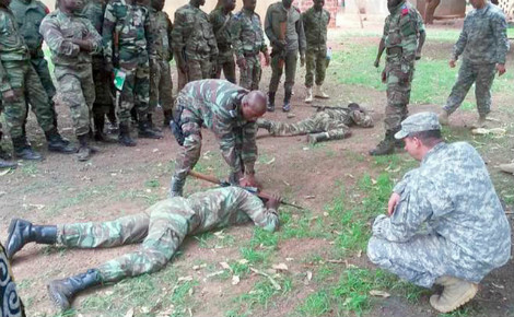 Formation et entrainement anti-terrorisme au Burkina Faso. Photo (c) U.S. Army Africa