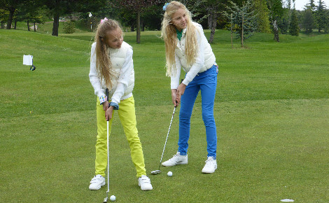 Les deux jeunes princesses ambassadrices de Passion Sea. Photo (c) AMP