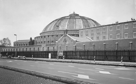 Prison de la Province d'Haarlem en Hollande, reconvertie en centre d'accueil. Photo (c) Gerard Dukker
