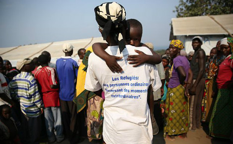 Une femme et son enfant dans le camp des réfugiés burundais de Lusenda en RD Congo. Photo (c) Abel Kavanagh / MONUSCO