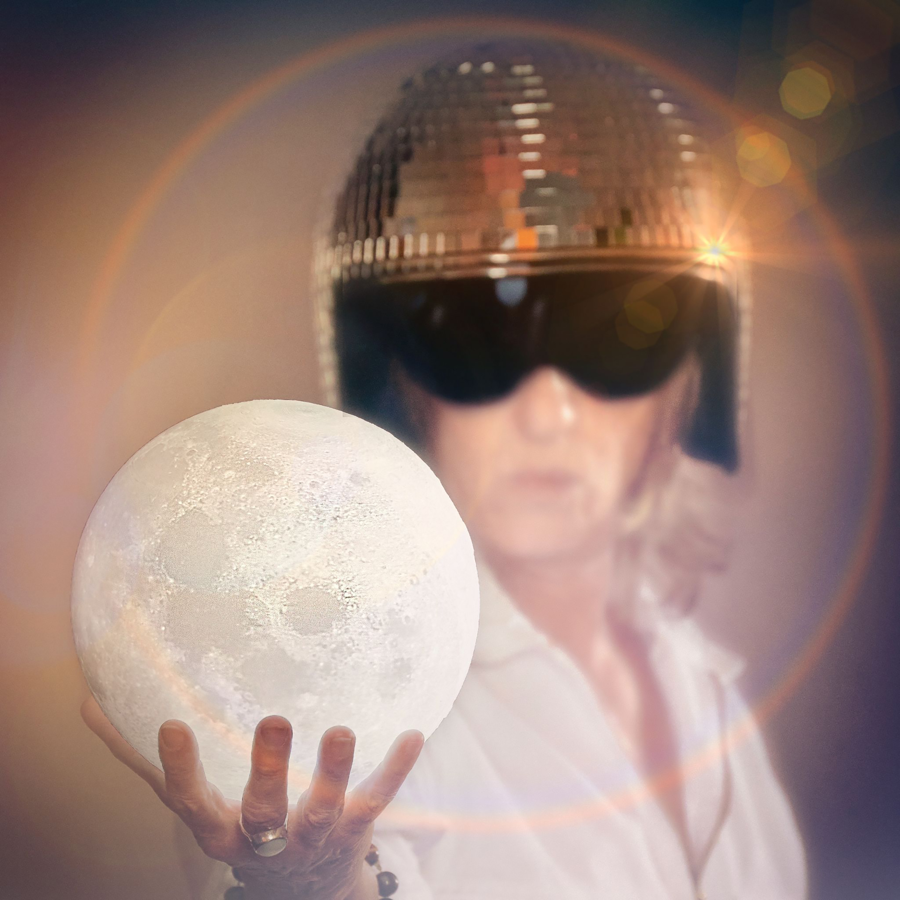 MISS D’AILES, talent pop à écouter avec « Girl on the Moon »