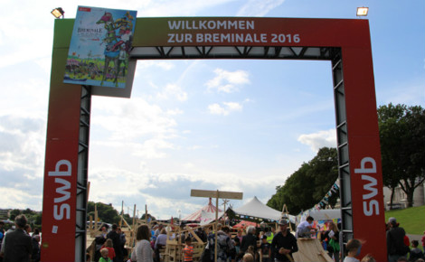 Entrée du festival. Photo (c) Alice Dutray.