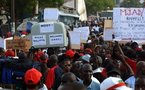 Marche contre la mal gouvernance : l’opposition sénégalaise appuie sur la sonnette d’alarme