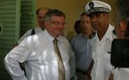 Visite à Mayotte du garde des Sceaux, ministre de la Justice et des Libertés, Michel Mercier
