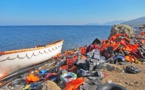 La France engage un navire des douanes en Grèce