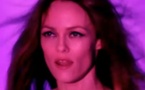 Chanson à la une - Love song, par Vanessa Paradis
