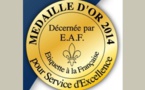 Médaille d’or pour service d’excellence dans le tourisme, l’hôtellerie et la restauration