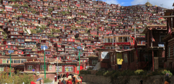 Larung Gar: une ville tibétaine à sauver de la destruction