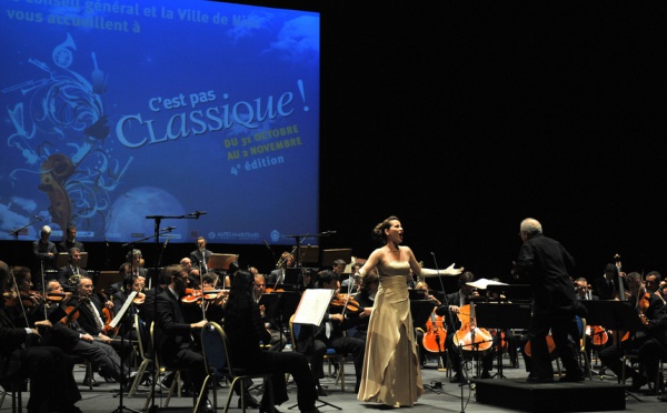 C'est pas classique au Palais Acropolis