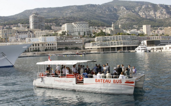 Le bateau-bus solaire navigue toute l’année