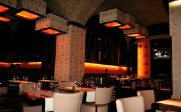 Por el séptimo distrito de Budapest - article en espagnol