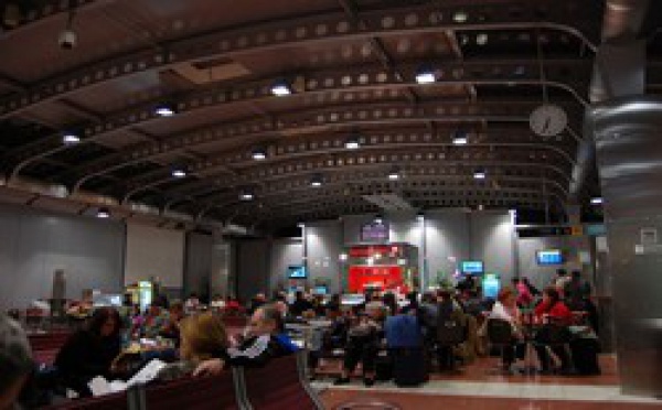 GREVE - L'aéroport de Ferihegy paralysé