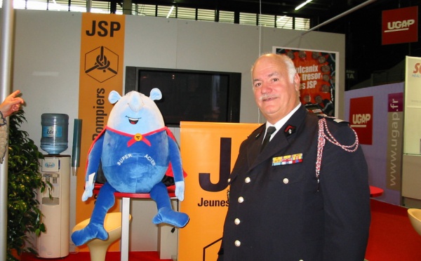 Le statut de pompier volontaire condamné à disparaître au profit de la professionnalisation ?