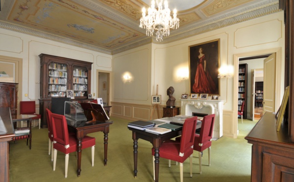 PRINCESS GRACE IRISH LIBRARY