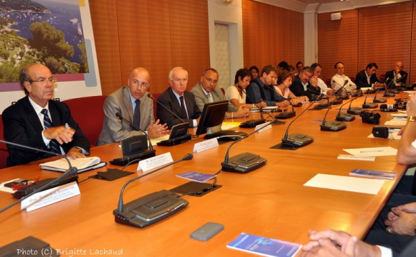 CÔTE D'AZUR ETE 2009 - BILAN DE FREQUENTATION TOURISTIQUE