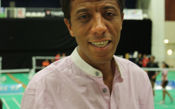 Un Homo dans la cité de Brahim Nait Balk, Calman Lévy