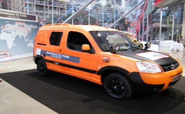 CROISIERE AZUR: Citroën fête ses 90 ans