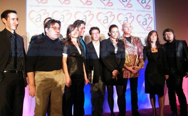 LE SIDA S'ATTAQUE AUX VIEUX