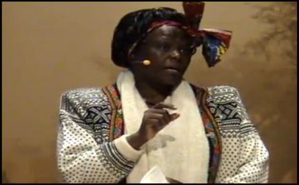 WANGARI MAATHAI, MESSAGÈRE DE LA PAIX SUR LES QUESTIONS DE L’ENVIRONNEMENT ET DES CHANGEMENTS CLIMATIQUES