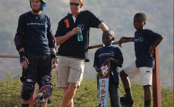 SKATEBOARD LEGEND TONY HAWK PRESENTS NEW ‘HALF-PIPE’ TO SOUTH AFRICAN CHILDREN