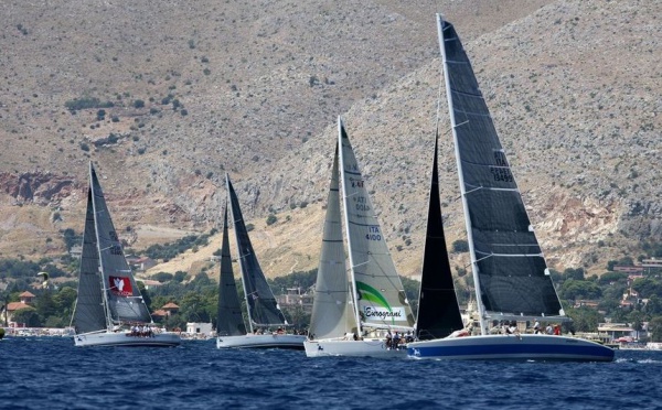 VOILE: 500 milles nautiques pour le Palermo - Montecarlo