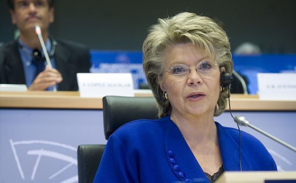 Le Parlement européen appelle l'UE à agir en faveur des Roms