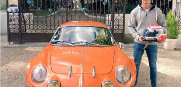 Rétro fête pour les passionnés de Renault