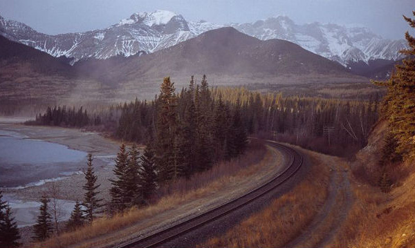 IMAGE DU JOUR: Chemin de fer au Canada