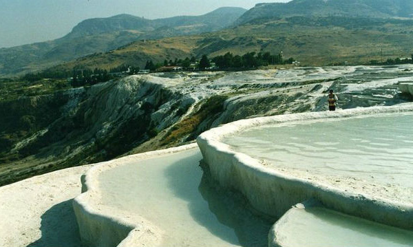 IMAGE DU JOUR: Concrétions calcaires