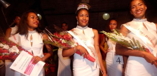 Ambiance de fête "olo jiaby falifaly"