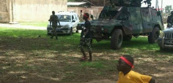 Débat autour de l’exploitation du zircon