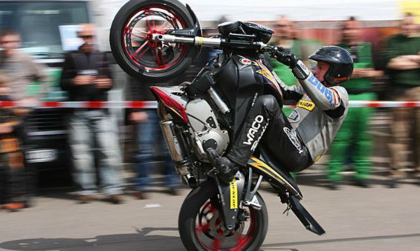 IMAGE DU JOUR: Stunt