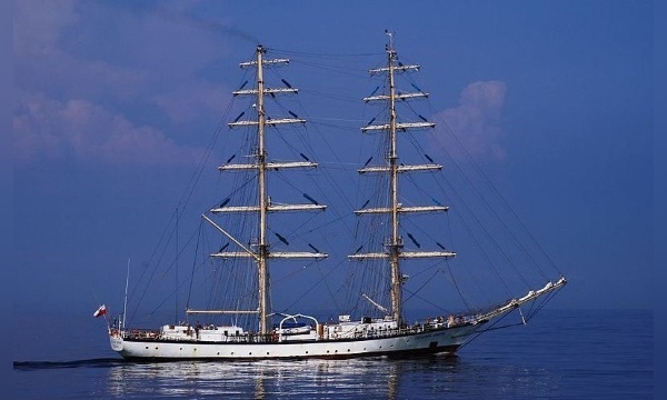 IMAGE DU JOUR: Le voilier Fryderyk Chopin