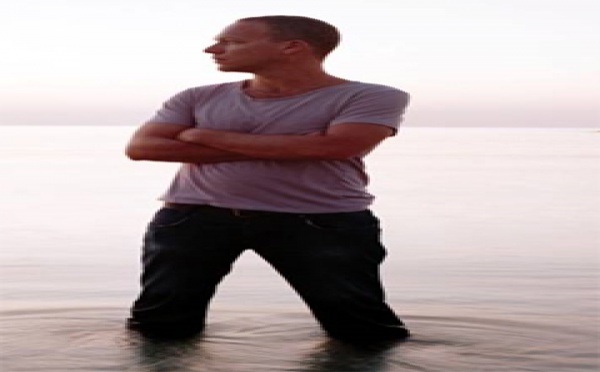 Avishai Cohen part à la conquête 'des sept mers'