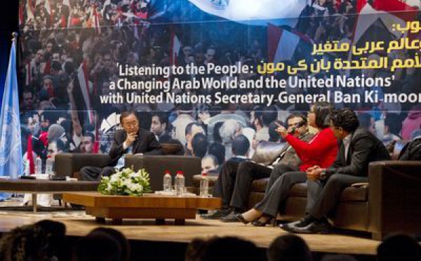 Au Caire, Ban Ki-moon appelle les dirigeants de la région à écouter leurs peuples