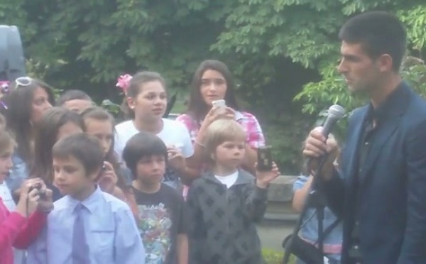 'Joyeux anniversaire Novak!'