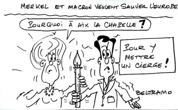 La France et l'Allemagne main dans la main à Aix La Chapelle