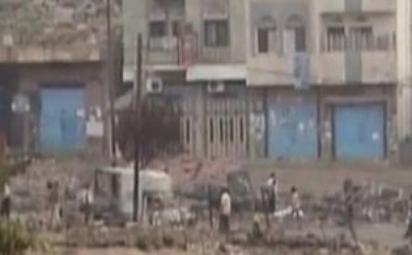 YEMEN - Des dizaines de morts et des centaines de blessés par l'armée et les gardes à Taëz