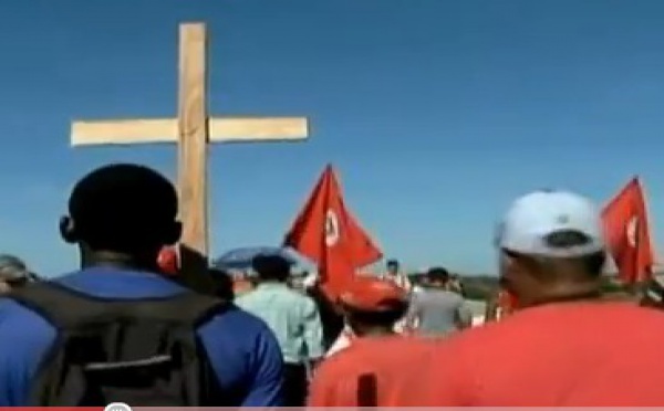 Des hommes de main armés menacent des communautés rurales au Brésil 