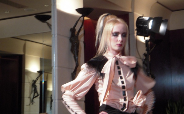 Eric TIBUSCH Paris Couture Collection Automne Hiver 2011/2012 5e Anniversaire