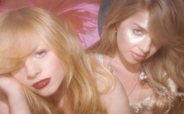 Puro Instinct, charmant duo de pop féminine évanescente