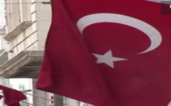 Turquie: mettre fin aux expulsions brutales à Istanbul