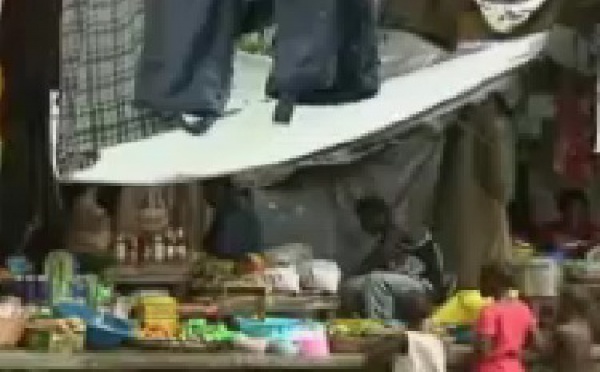 Des centaines de familles haïtiennes expulsées d'un camp de fortune installé après le tremblement de terre