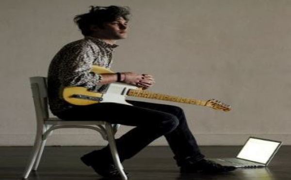 Manu Larrouy se réinvente en artiste électro