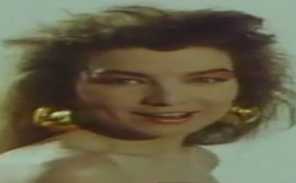 Chanson à la Une - Toi mon toit, par Elli Medeiros