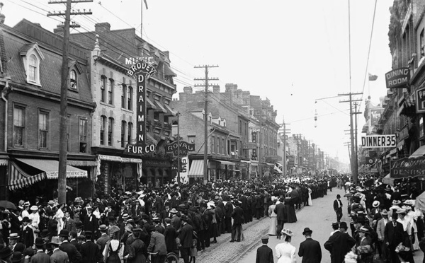 Les usages différents de la fête du travail 