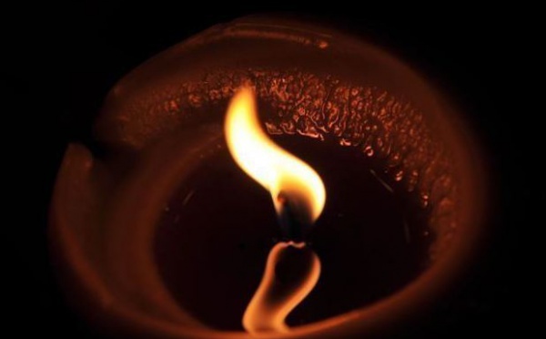 L’IMAGE DU JOUR – Dans le feu de la flamme