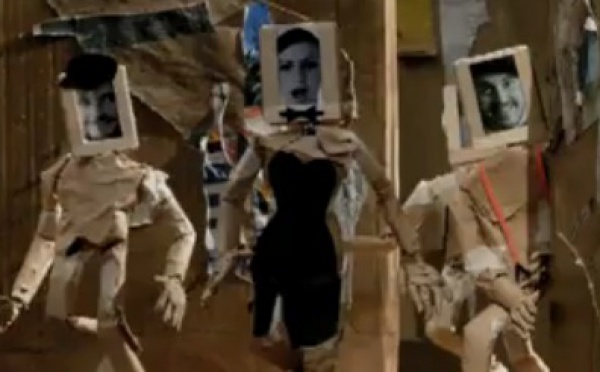 Chanson à la Une - Jolie coquine, par Caravan Palace