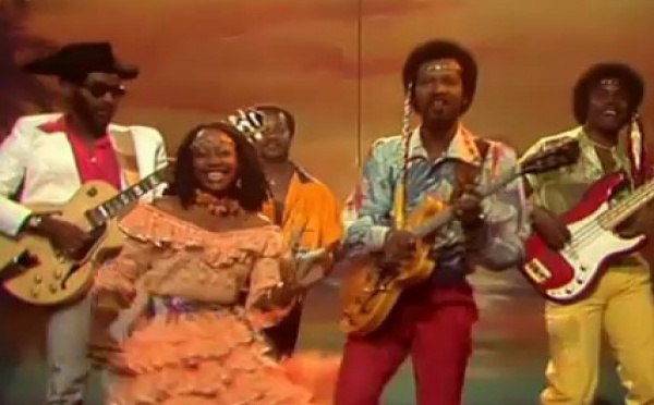 Chanson à la Une - C'est bon pour le moral, par La Compagnie Créole